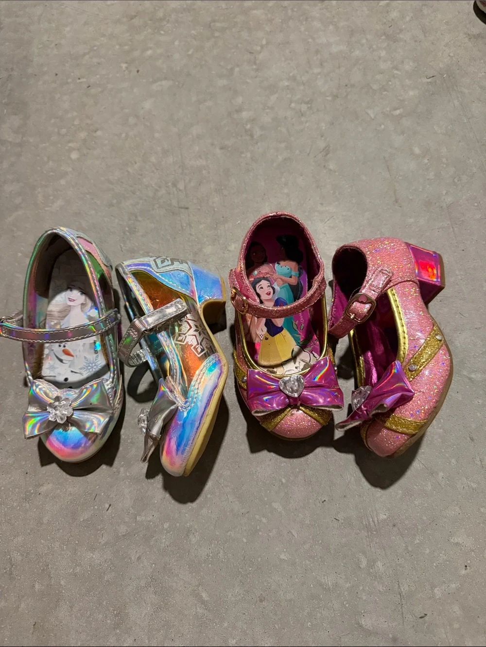 Disney Girls' Iridescent Silver and Pink Bow Dress Shoes